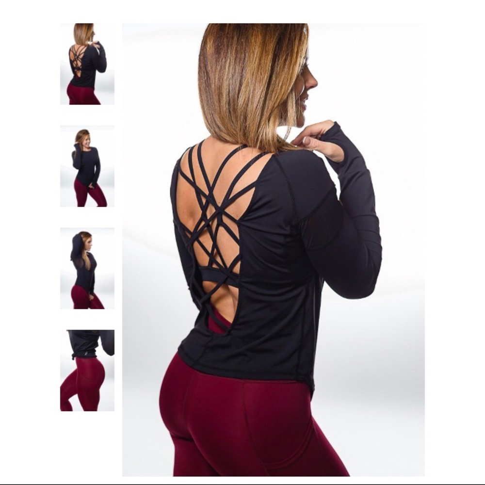 THE LESLIE LYRICAL LONG SLEEVE - SMOOTH BLACK
